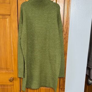 Double Zero Green Midi Dress